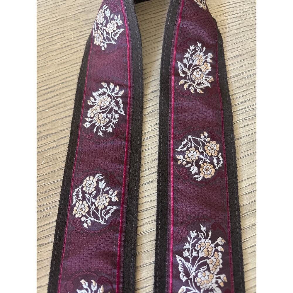VINTAGE India 1970's Bronze Buckles, Suede  & Embroidery Belt w/Fringe - Picture 3 of 6